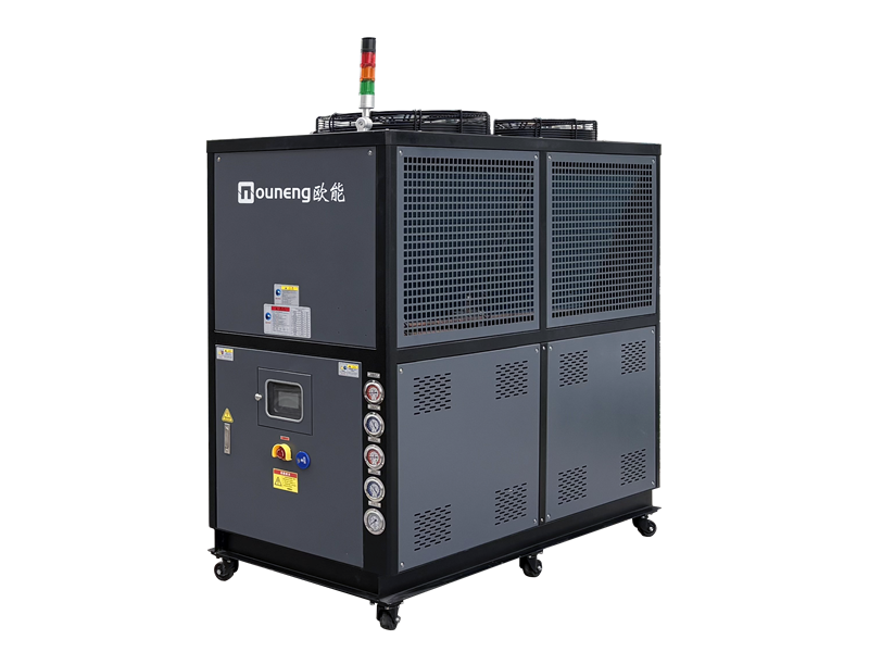 常规冷水机设备尺寸多大？