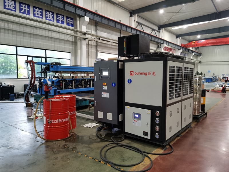 为什么冷水机是工业生产中的必备设备？